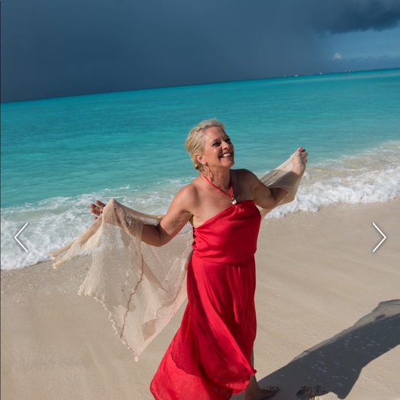 Meet your Posher, Susie - Picture 3 of 4